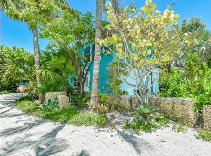 102 & 104 48th Street