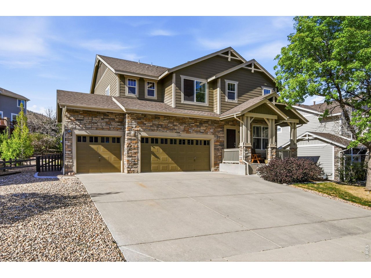Beautiful 5 bed, 4 bath home on a cul-de-sac in the Stone Canyon neighborhood of Lyons. Hardwood floors greet you when you enter the home and dining area, a chef's kitchen with high end appliances double ovens, one is convection, gas range, granite counter tops and spacious island. Back yard includes set in hot tub, and multi tiered deck. Primary bedroom has large 5 piece master bath and large walk in closet. Huge loft area has so many uses. Custom mudroom off the garage for all your gear. The finished basement has a complete wet bar, wine and bar fridge. Great place to watch the game and entertain. Beautiful accent stone walls. Additional bedroom (currently a gym) and bathroom. Play a little air hockey too! Huge 3 car garage for all your toys that you will need in picturesque Lyons with all the hiking and biking trails plus the St Vrain river near by. Move in and start living. Quiet mountain living without the drive!