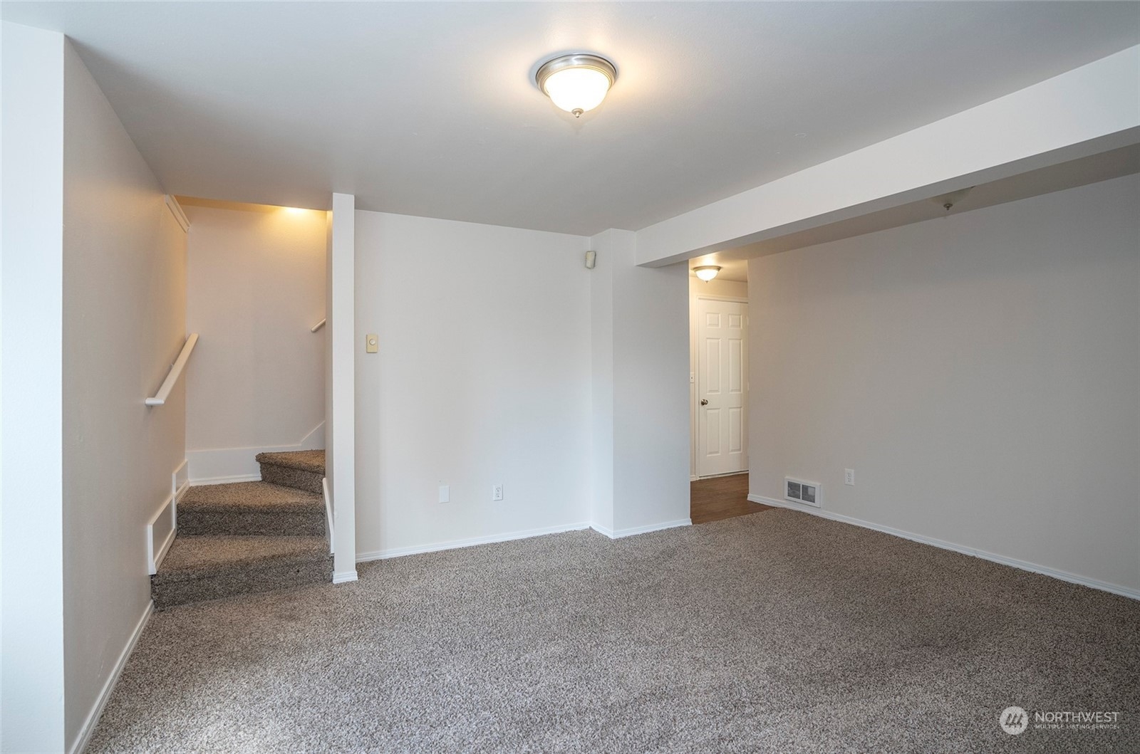 935 Holly Drive