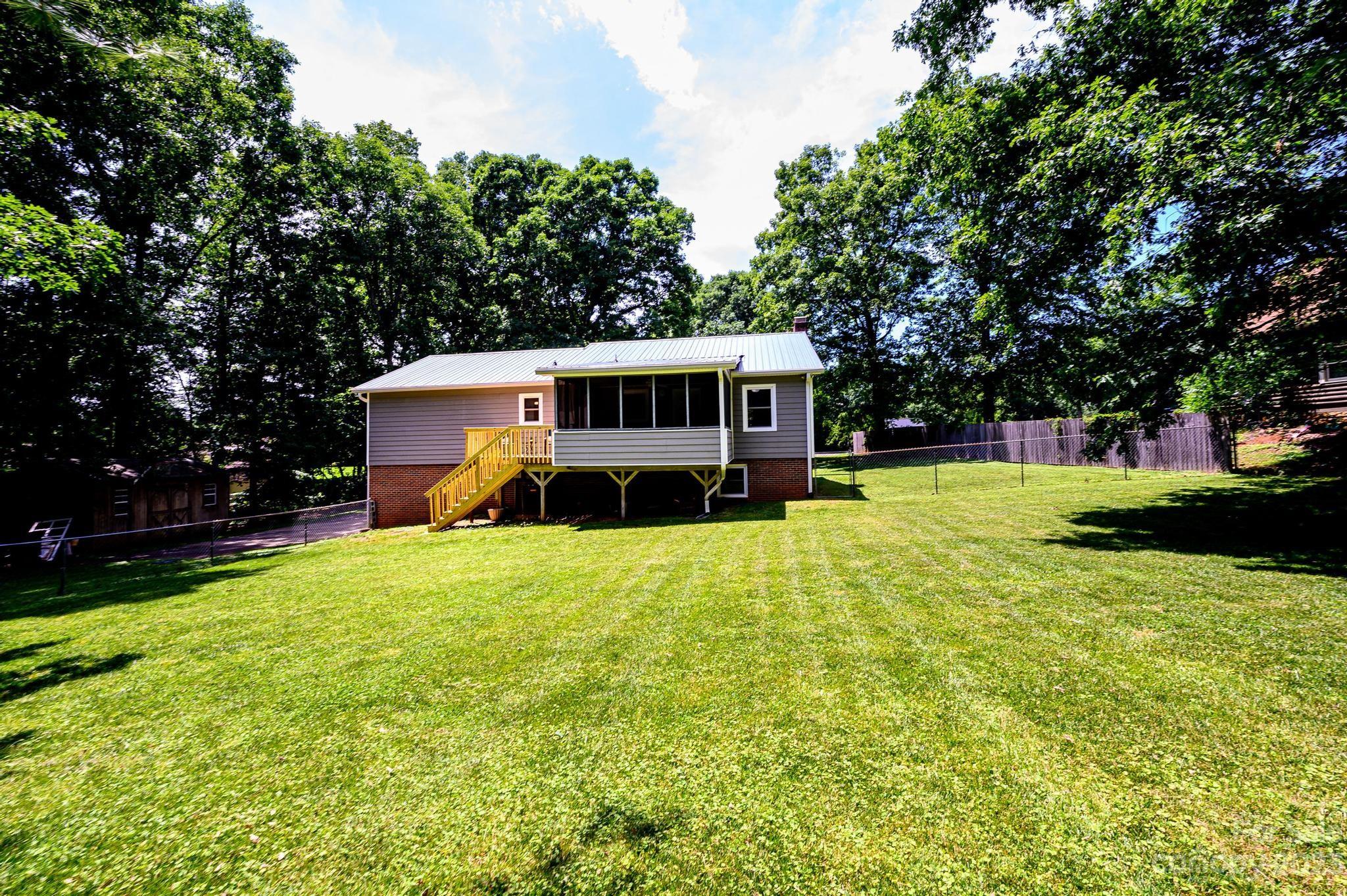 117 Windy Oaks Court