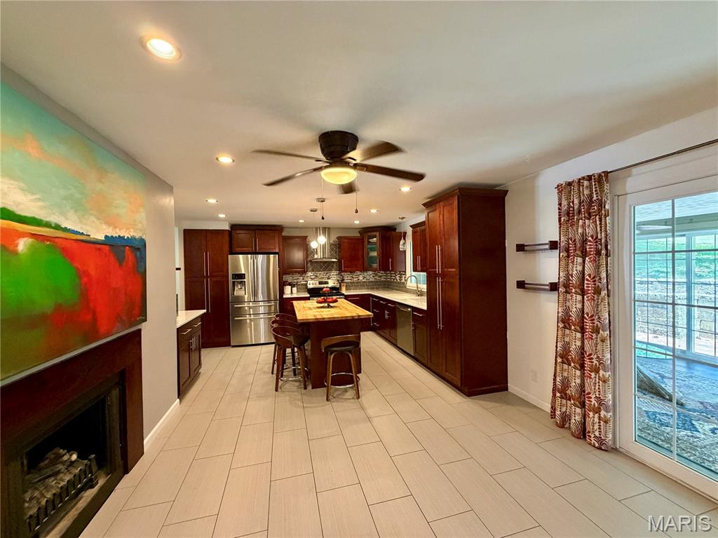 4 El Rancho Drive