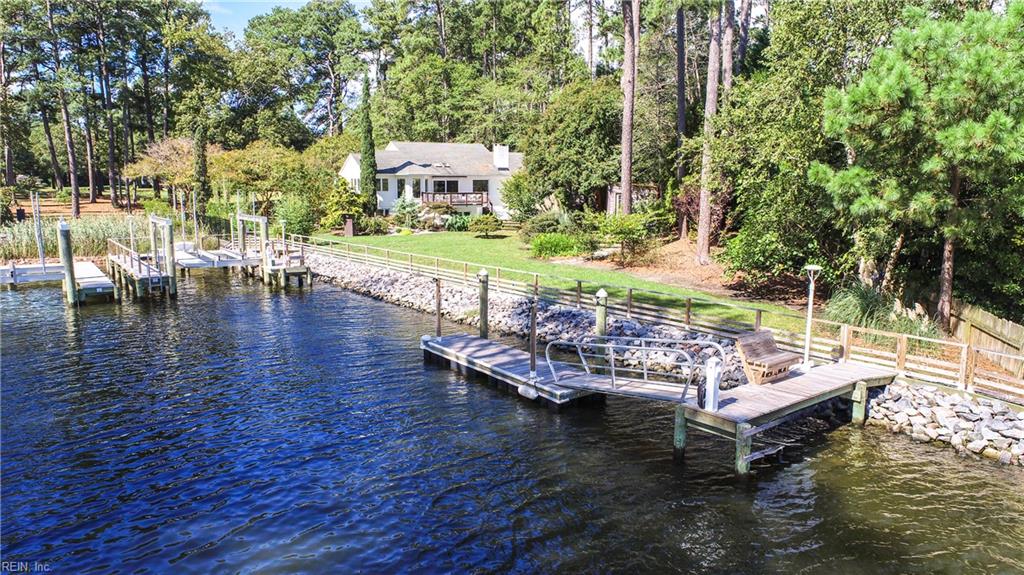 952 Oriole Drive, Virginia Beach, VA 