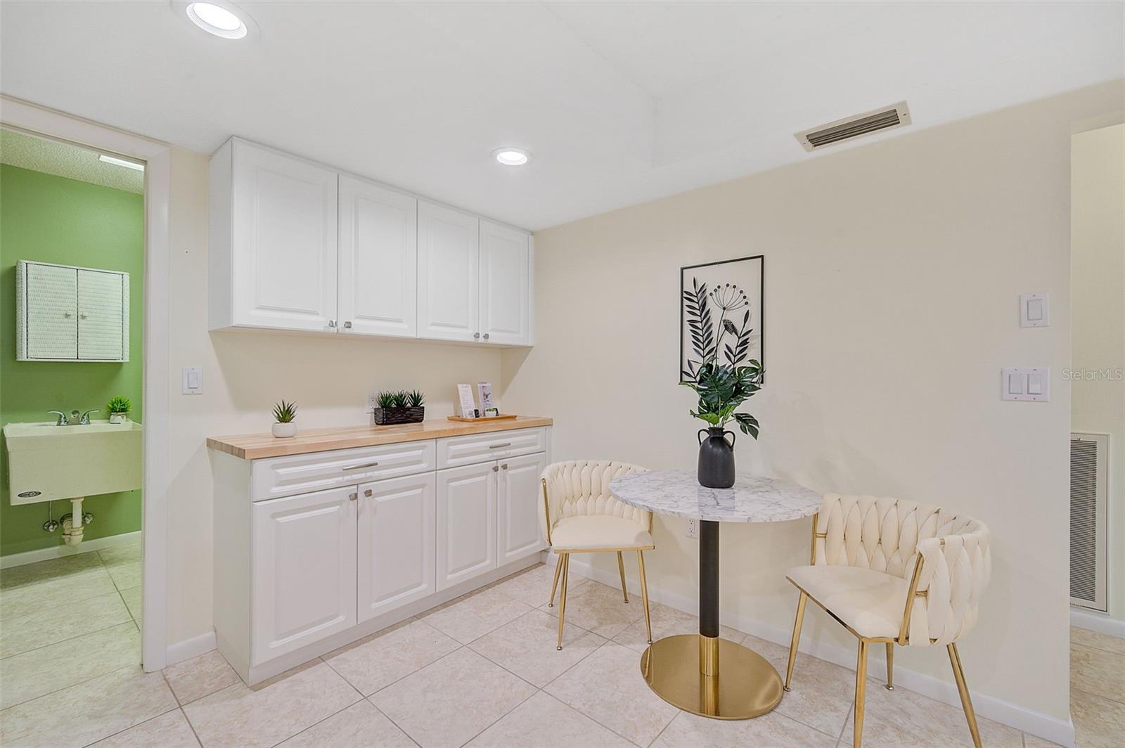 4437 Atwood Cay Circle 4