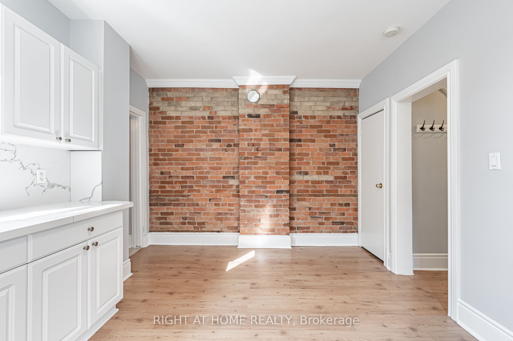 166 Grace St Main