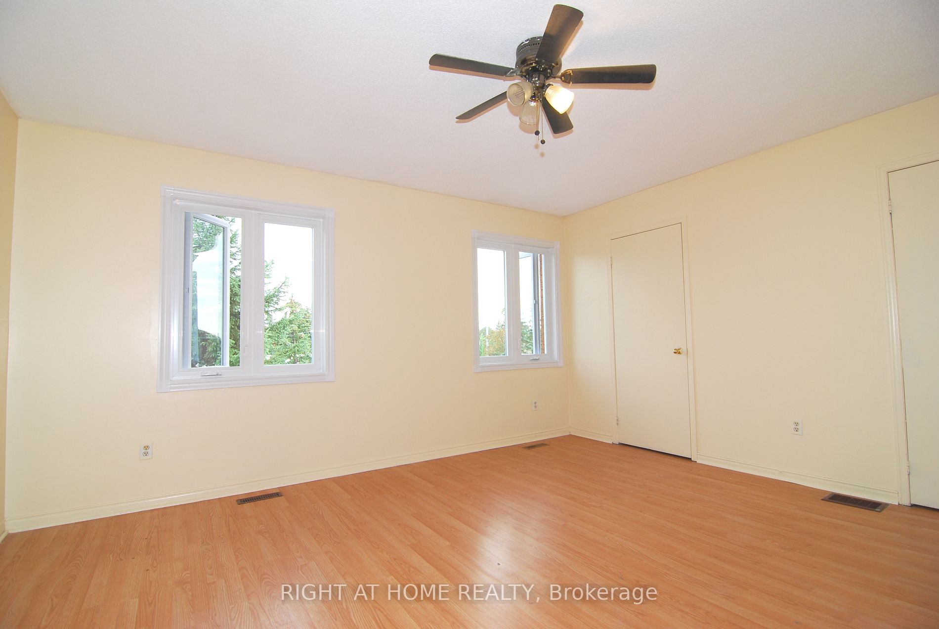 158 Toba Cres