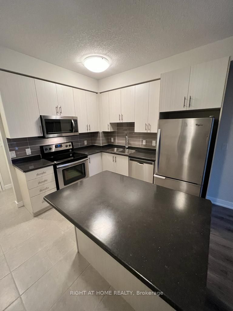 2490 Old Bronte Rd 616