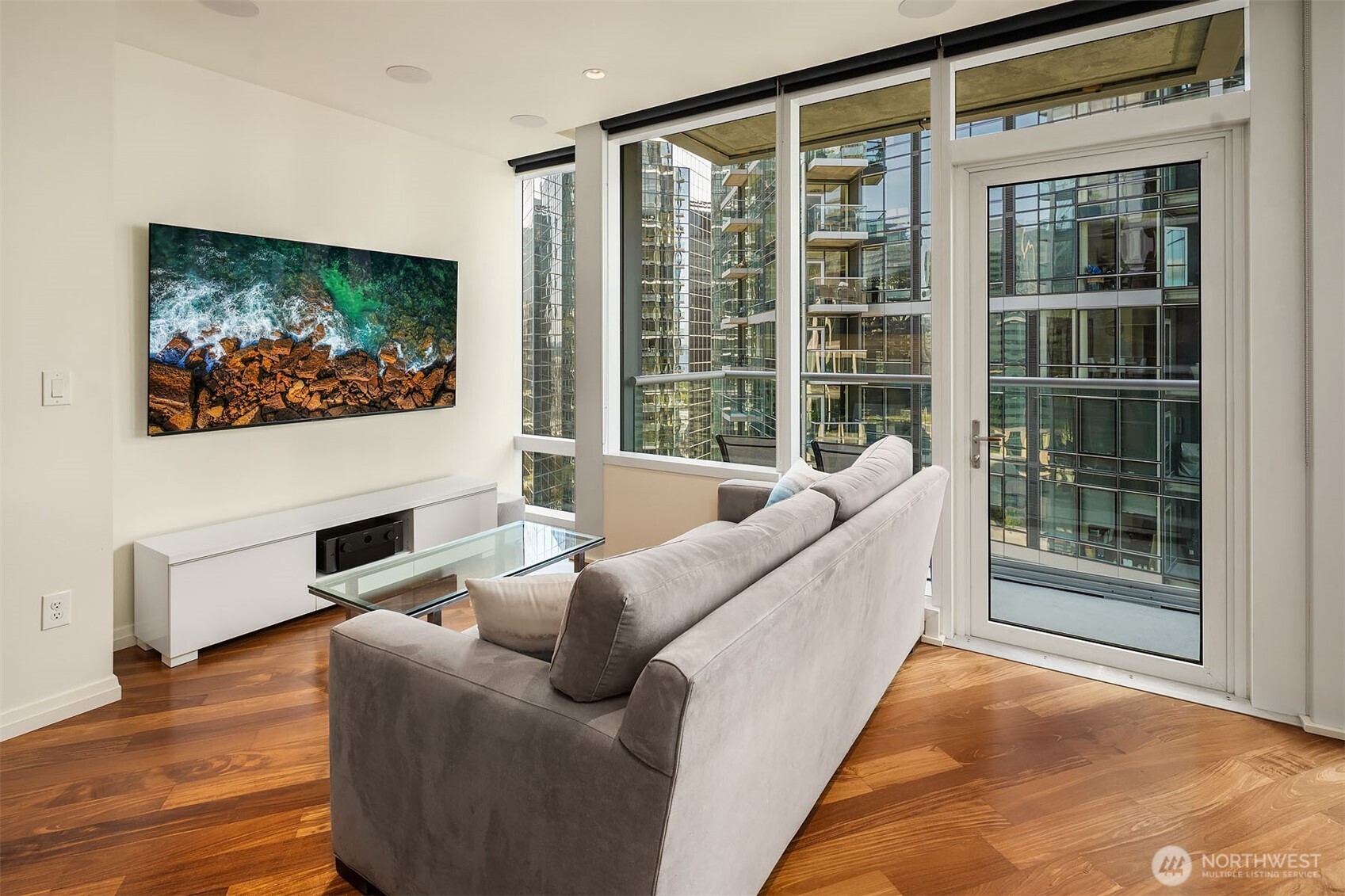 Bellevue - 500  106th Avenue NE