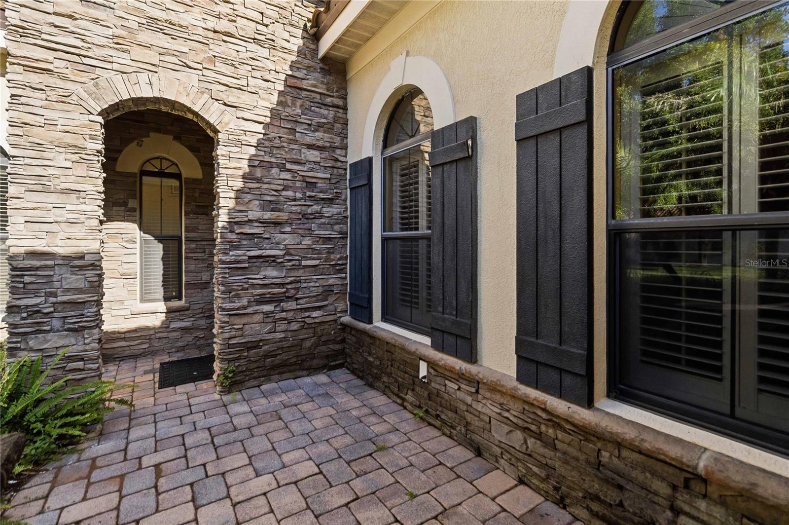 1298 Bella Vista Circle
