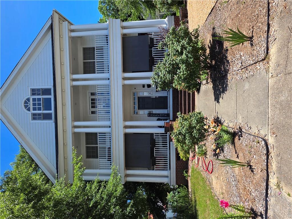 51 Armstrong Street