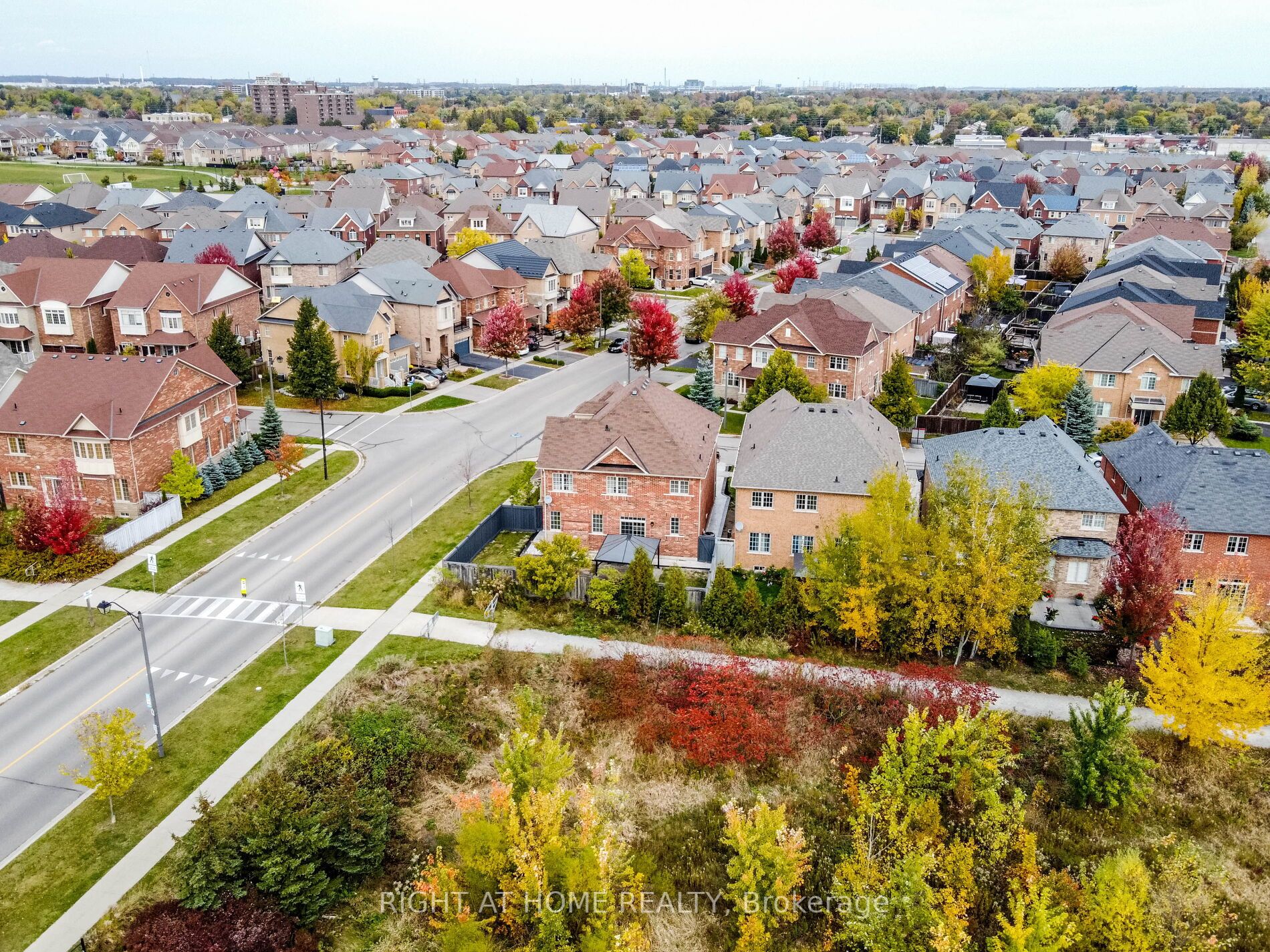 280 Wrigglesworth Cres