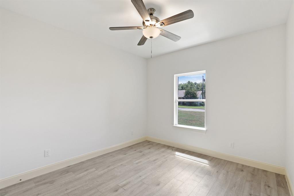 1702 Kings Lane