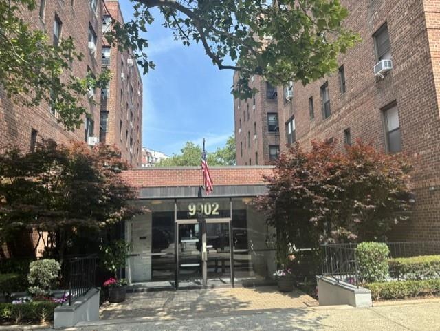 WELCOME TO THIS SPACIOUS 1 BEDROOM CO-OP BUILDING IN THE HEART OF BAY RIDGE, FEATURING A 1 BEDROOM, FULL BATH AND GALLEY KITCHEN + BREAKFAST AREA, LIVING ROOM & DINING, HARDWOOD FLOORS THROUGHOUT. BUILDING AMENITIES INCLUDE - LAUNDRY FACILITIES, BIKE ROOM & STORAGE, GARDEN & SITTING AREA KEYLESS BUILDING ENTRY.
