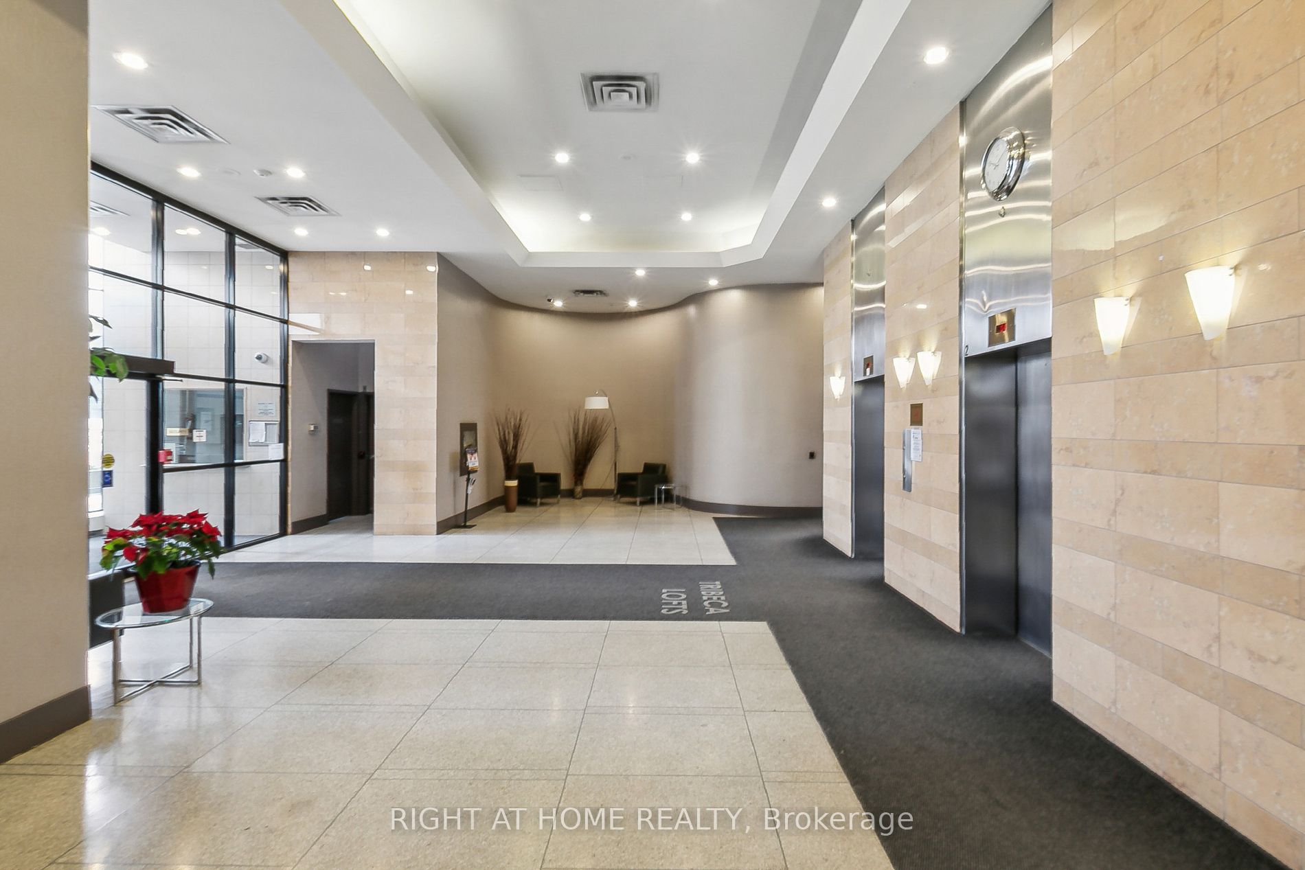 797 Don Mills Rd 802