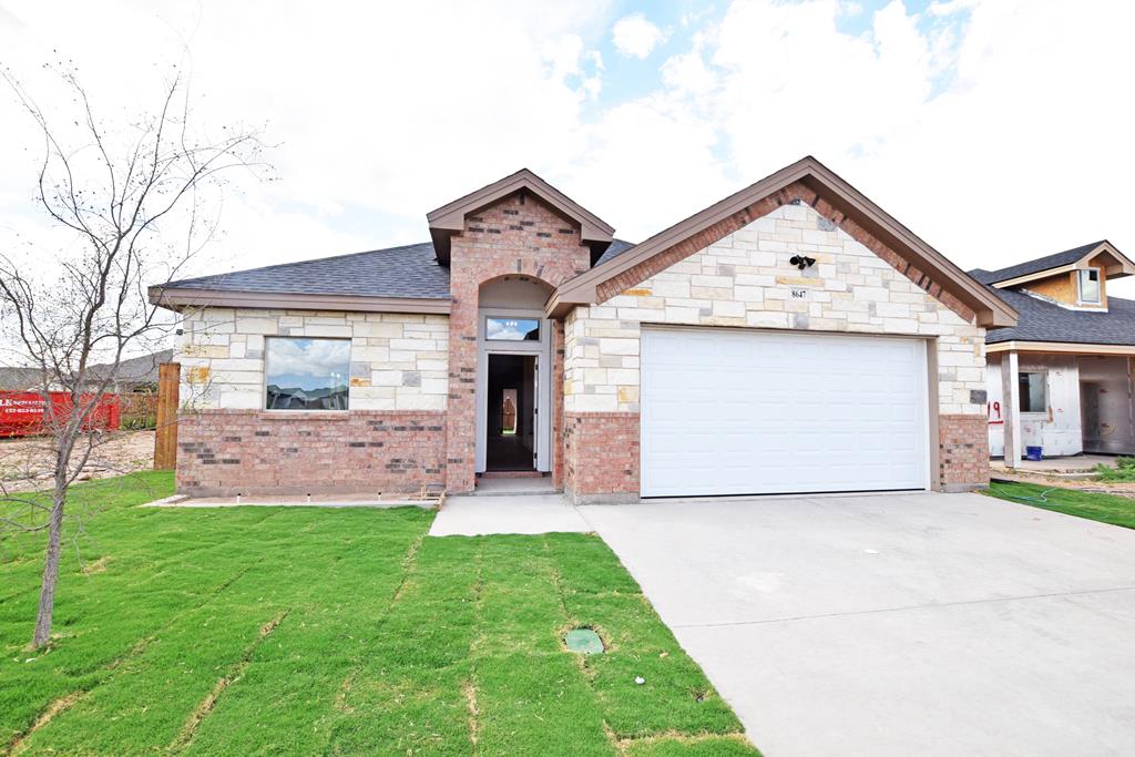 Just lowered to 349,000 Completed New Construction!. Get ready to make this your new home with Seller offering up to 14,950 in closing cots. This modern home will feature an Open Concept with fireplace and modern lighting. HOA will include access to pool, playground, and community center. This home will have sprinklers in both the front and back yard with trees.