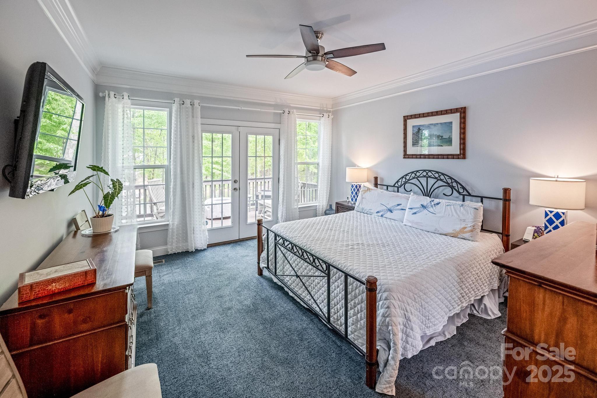 3992 Blue Dory Lane
