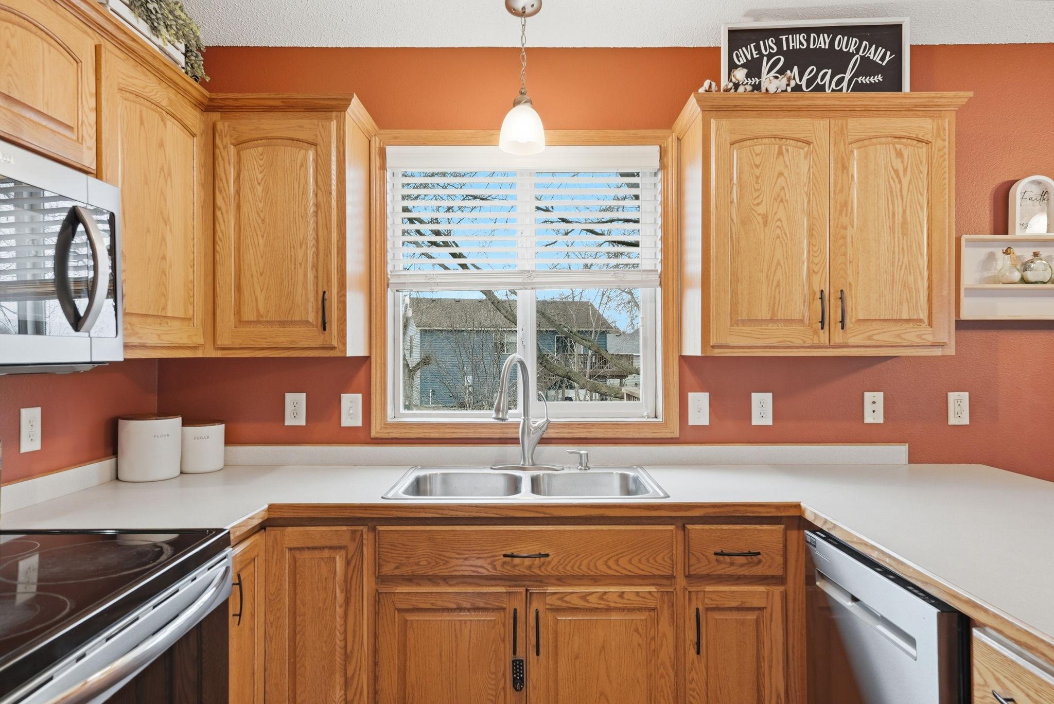 1208 Knickerbocker Court