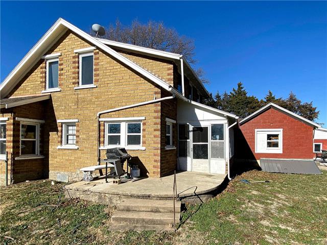 5677 S 2100 Road