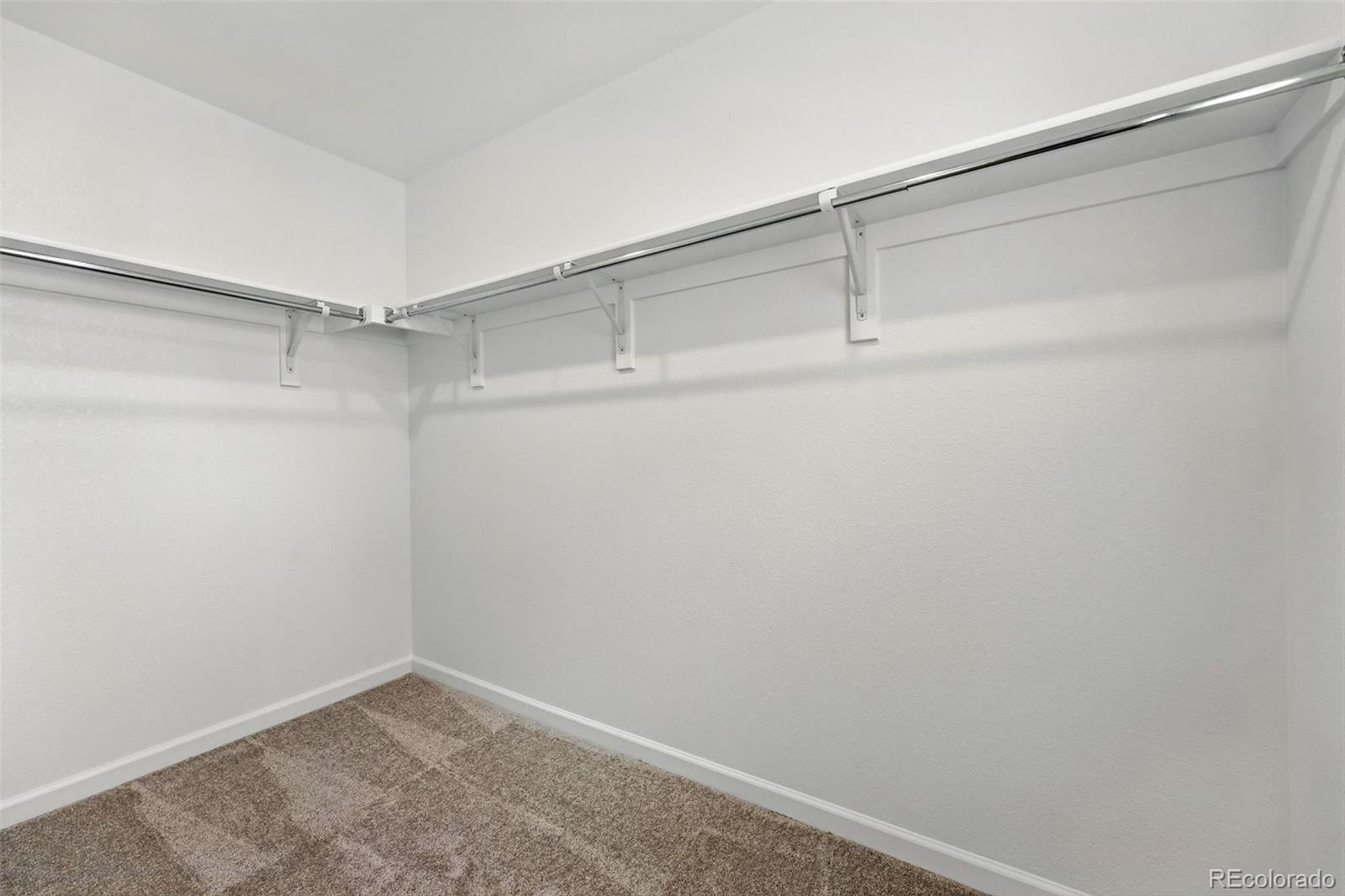 2126 Wagon Wheel Aly