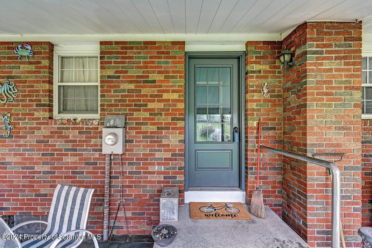 325 Schoolhouse Hill Road