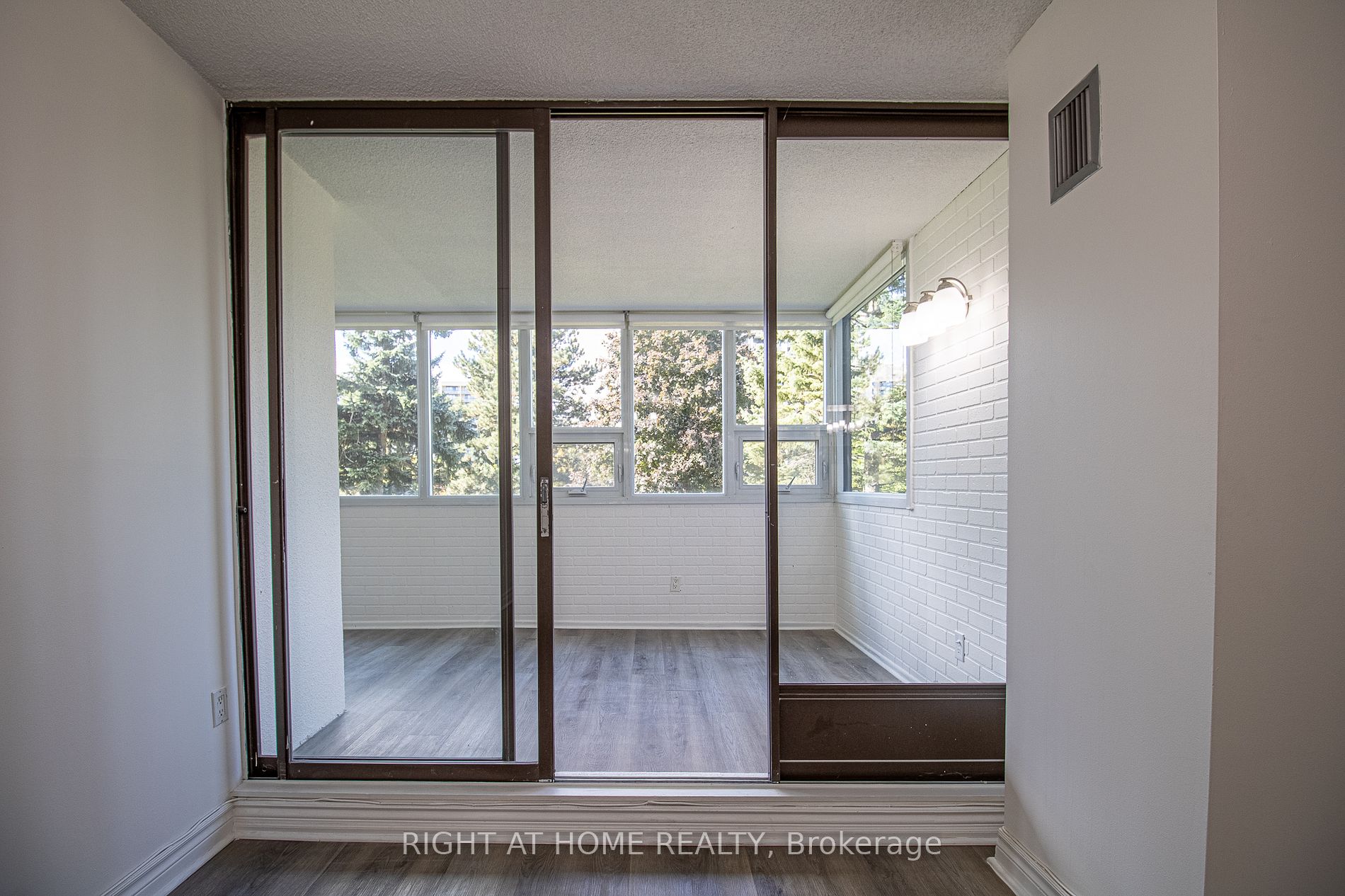 3303 W Don Mills Rd 201