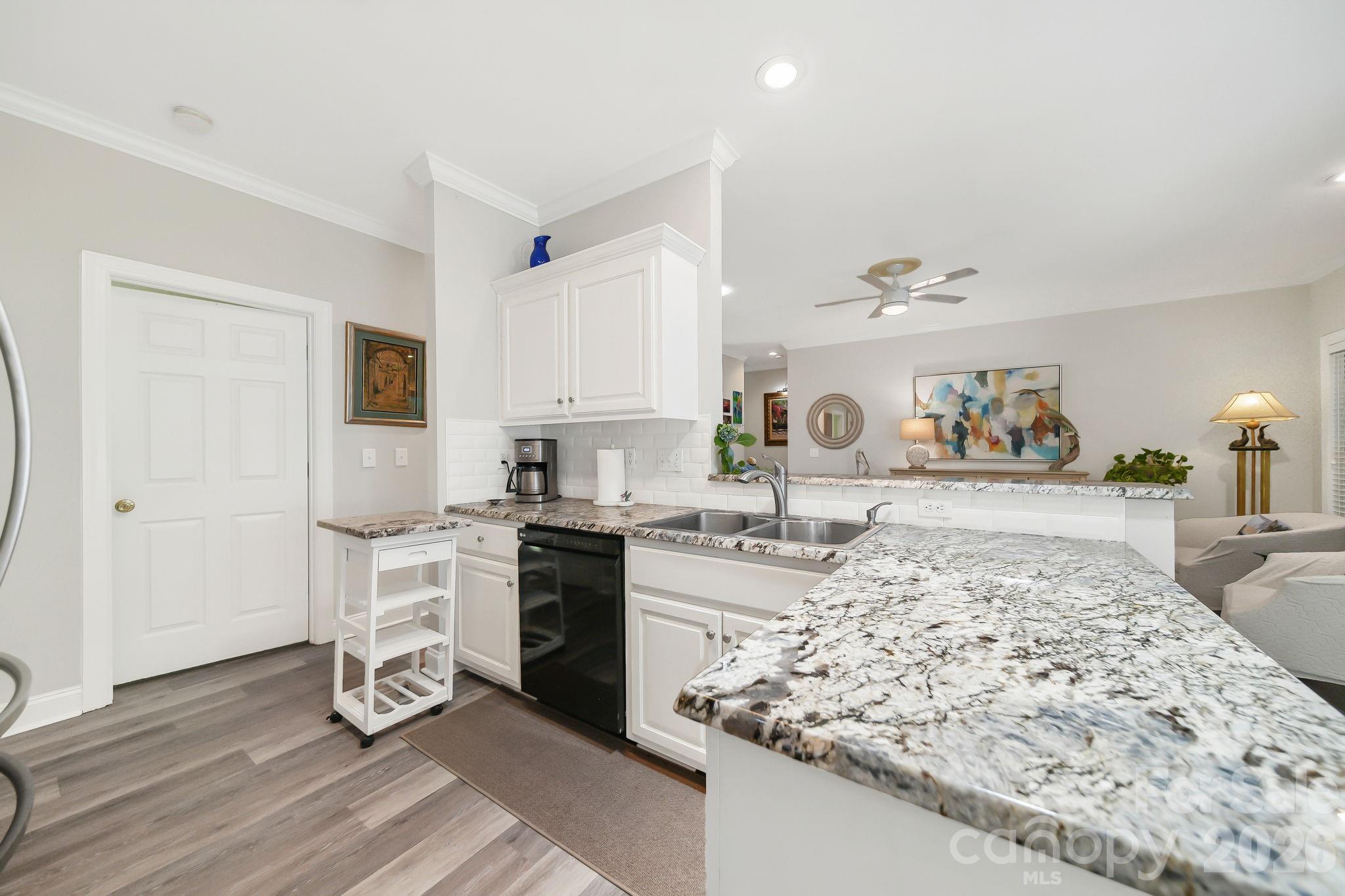 2905 Telefair Lane
