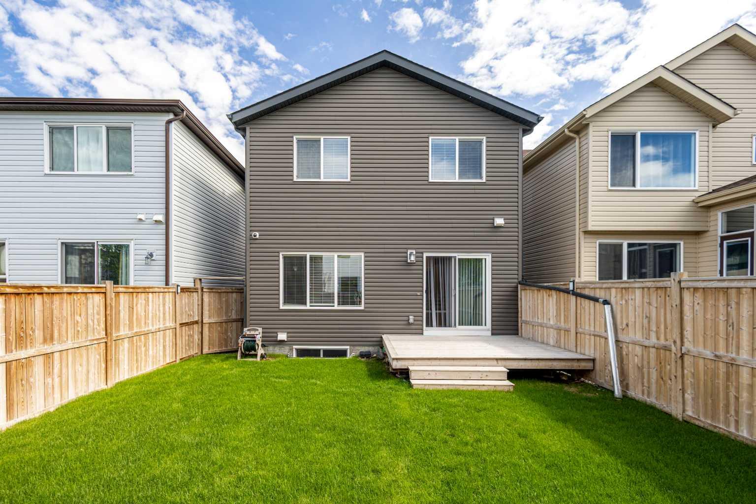 23 Seton Rise SE