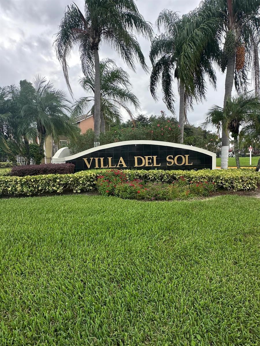 Invest in Your Dream Apartment in Kissimmee Just 20 Minutes from Disney, Are you searching for the perfect investment opportunity? Look no further. This fully remodeled 2-bedroom, 2-bathroom apartment in beautiful Kissimmee has everything you’ve been looking for. Located just 20 minutes from Disney parks and only 5 minutes from shops, banks, supermarkets, and more, this property offers an unbeatable location. It features high-quality laminate flooring, a brand-new kitchen and bathrooms, a 2-year-old A/C unit, and all new appliances, including a refrigerator, washer, and dryer. Within a secure and well-maintained gated community, you’ll enjoy access to two pristine pools, a gym, and tennis, basketball, and volleyball courts perfect for those seeking comfort and an active lifestyle. The apartment is fully furnished and already rented, allowing you to start earning income from day one. Whether you want to live in it, rent it long-term, or use it as a vacation rental, this property offers complete flexibility to fit your investment goals. The seller is highly motivated and ready. Don’t miss out on this incredible opportunity. Contact me today for more details or to schedule a private showing. This apartment won’t last long!