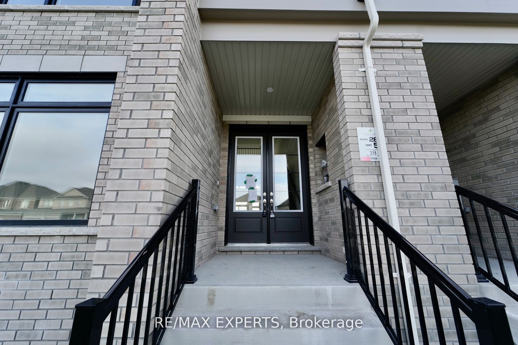 18 Mayapple St