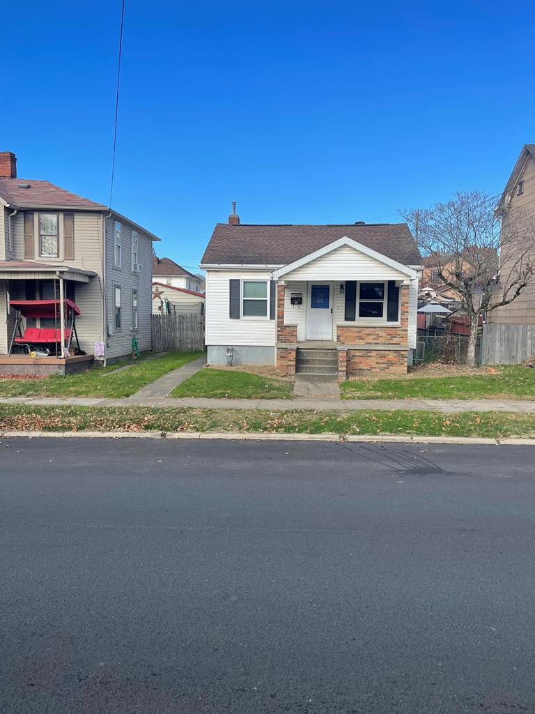 Residential for sale in Moundsville, West Virginia, 135136