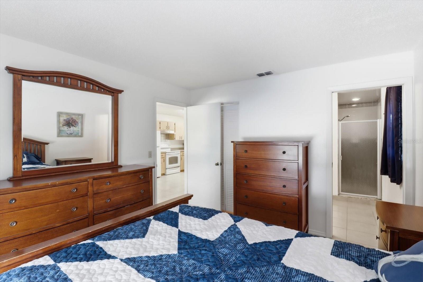 3850 S Flamingo Terrace
