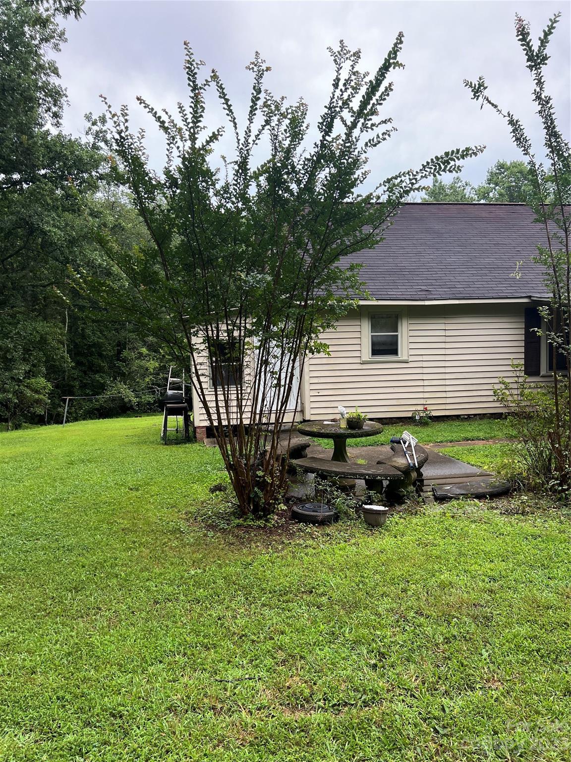 5665 Parkview Road