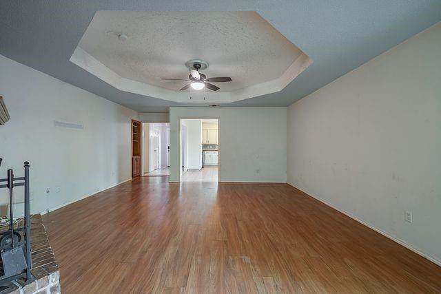 1508 Hollowbrook Court