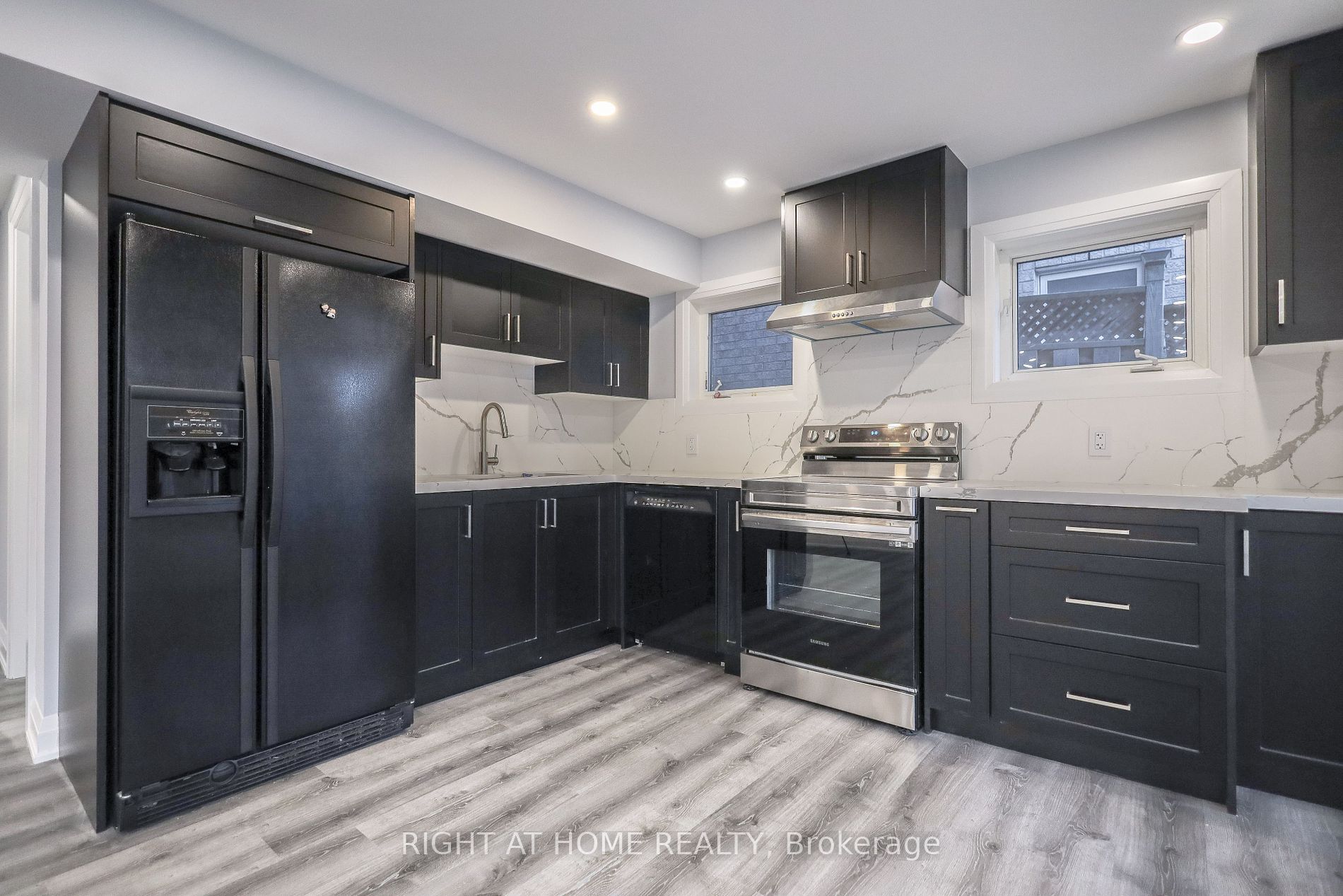 491 Melville Ave Bsmt