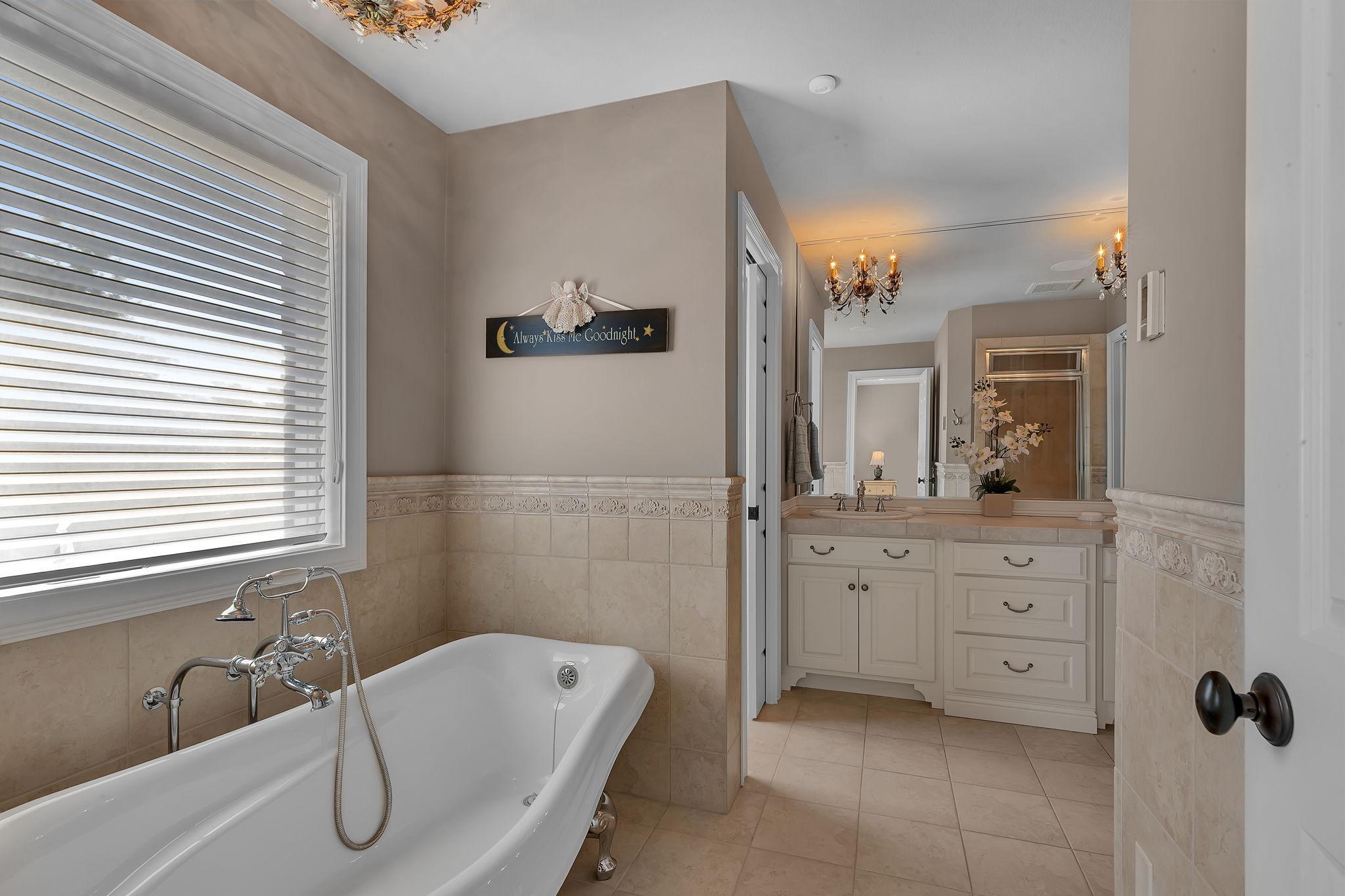 1621 Blackberry Circle