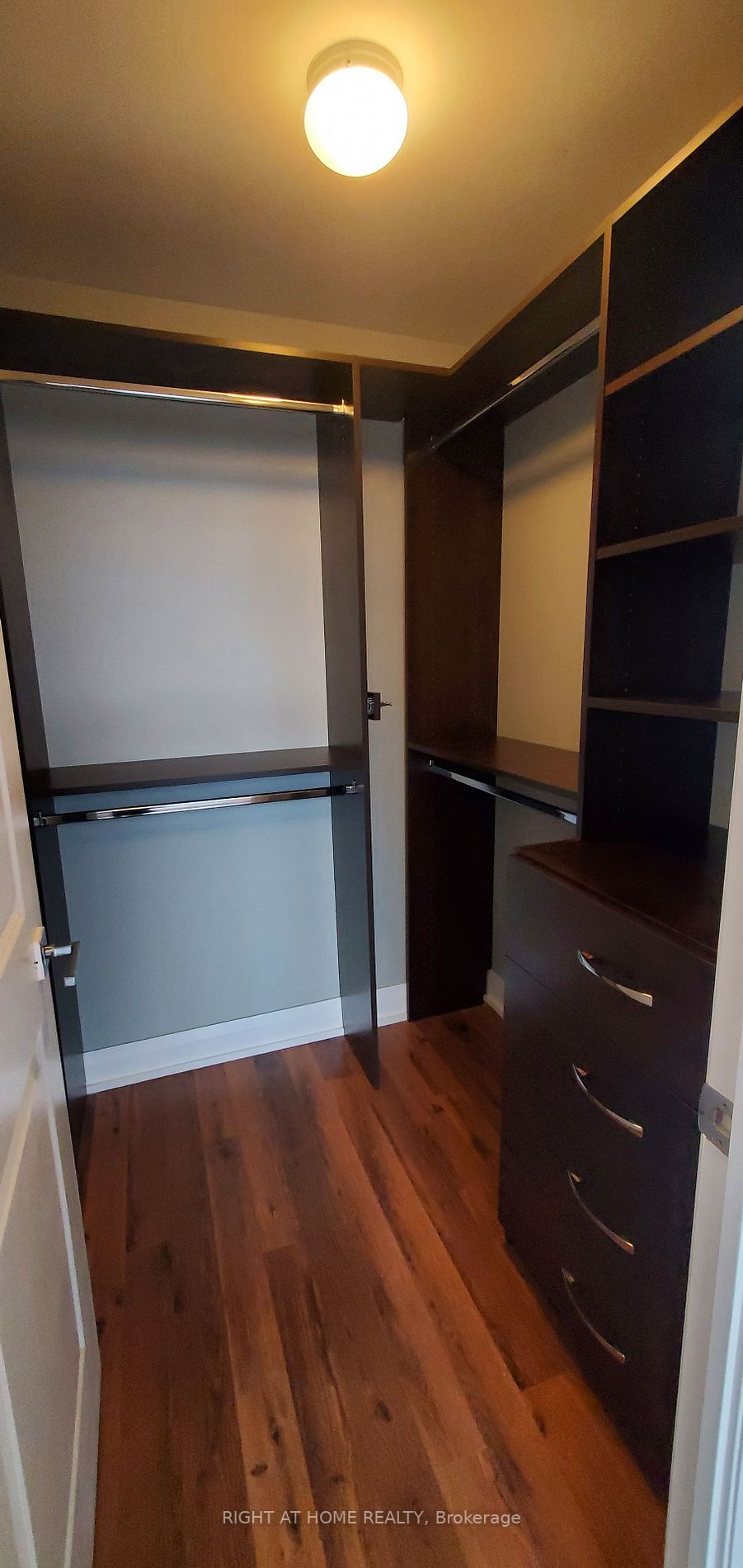 75 North Park Rd 812