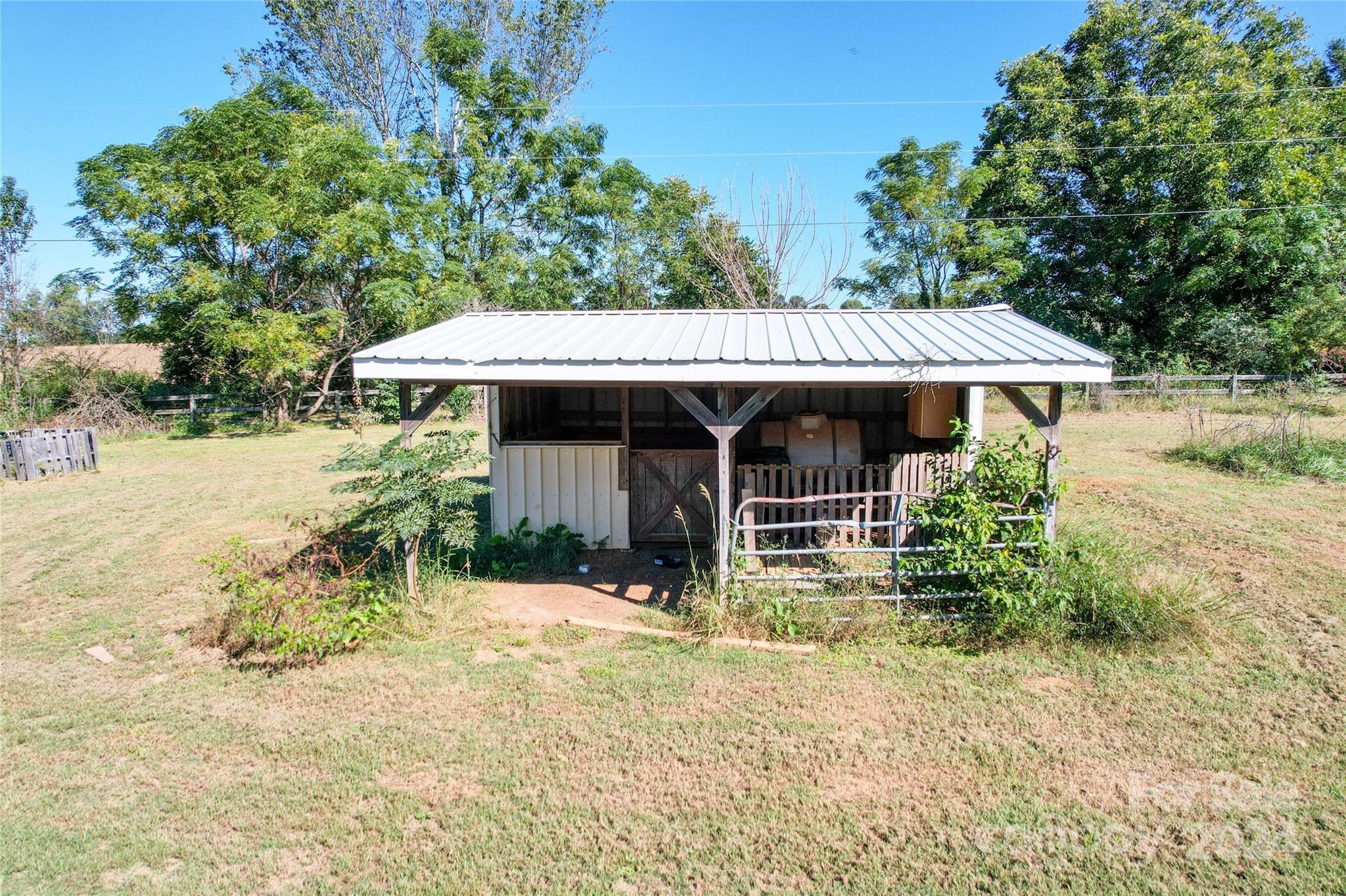 3518 Parkwood School Road