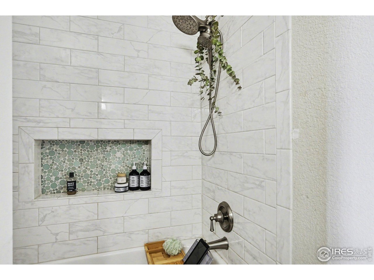 802 Waterglen Dr O64