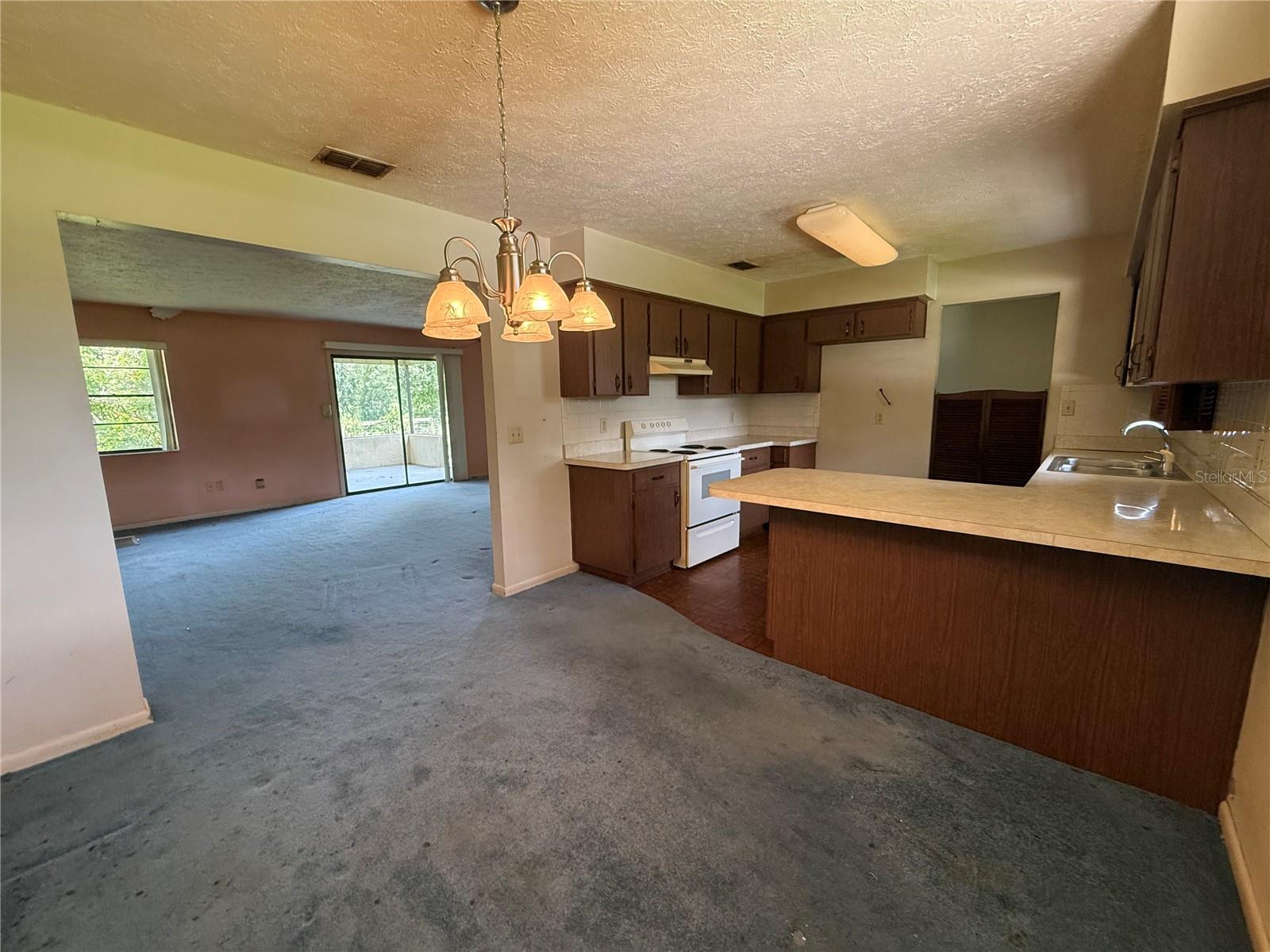 4606 Cantor Drive