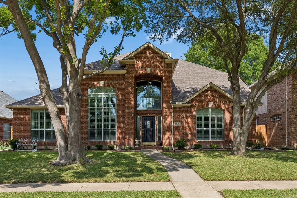 1105 Easton Lane