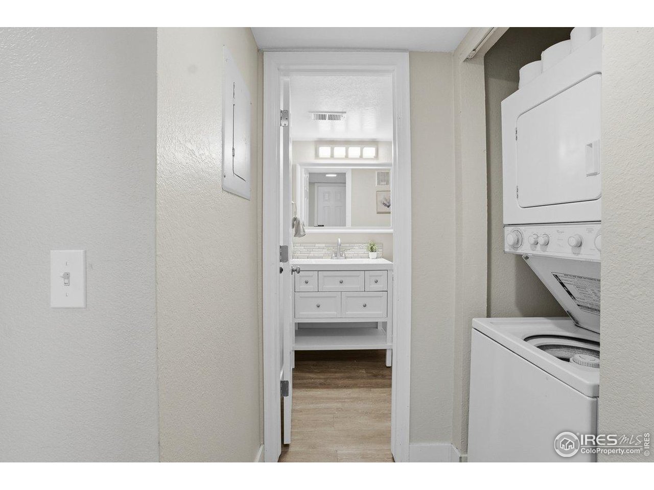 4450 S Pitkin St 126