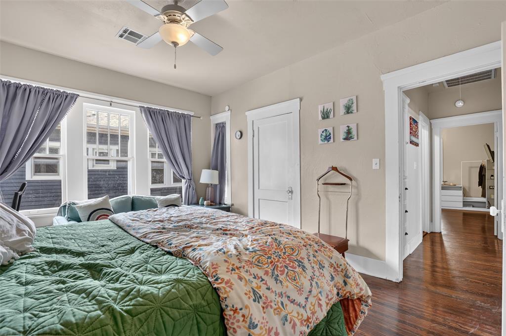 1216 NW 39th Street