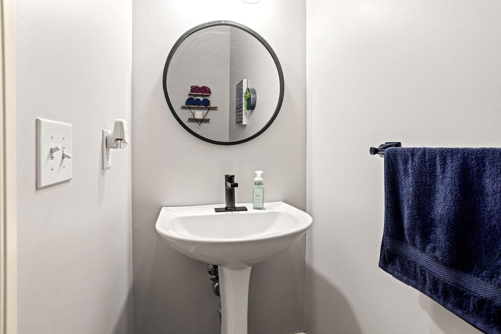 9709 N Farley Avenue