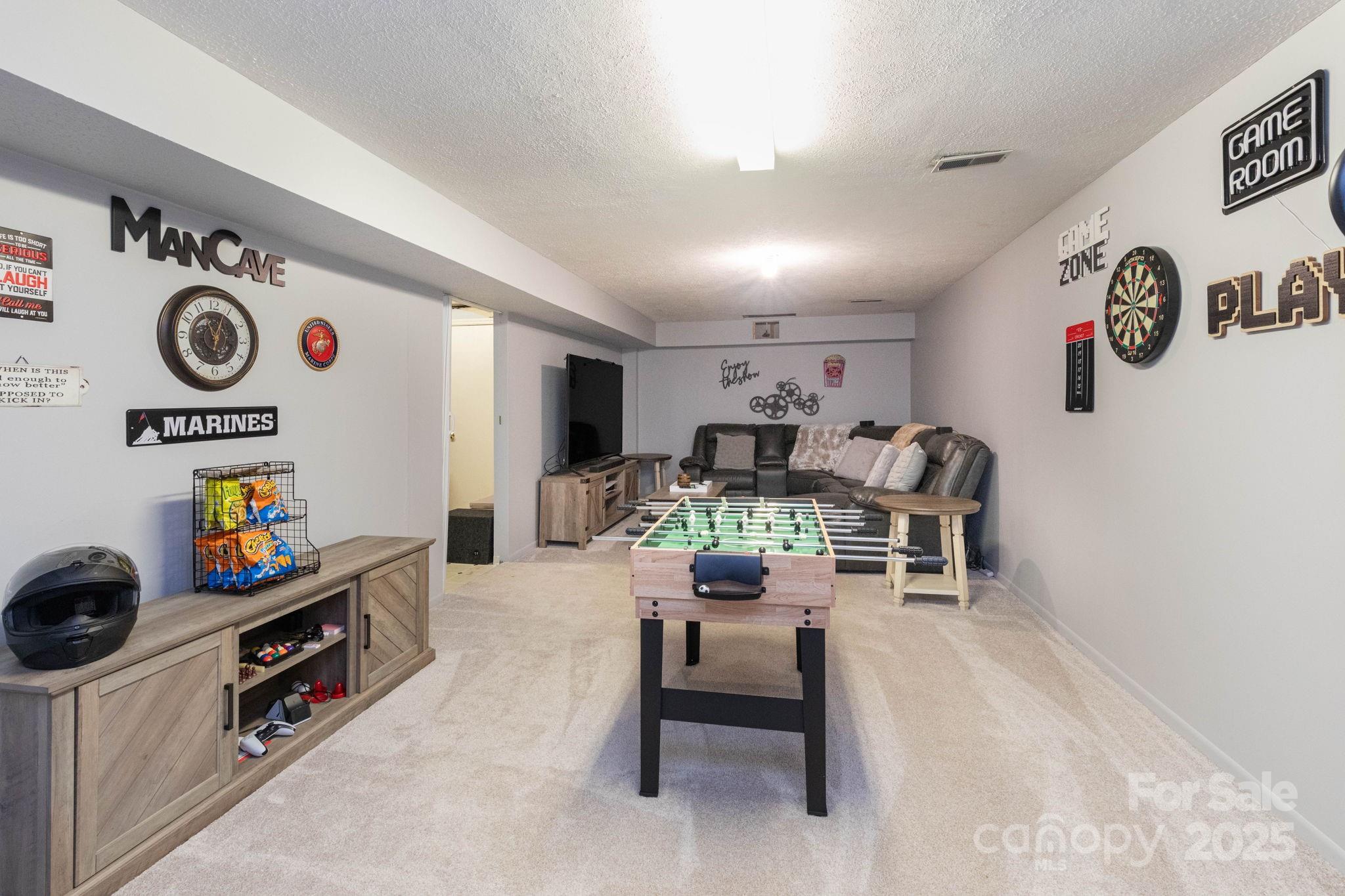 936 Toxaway Drive