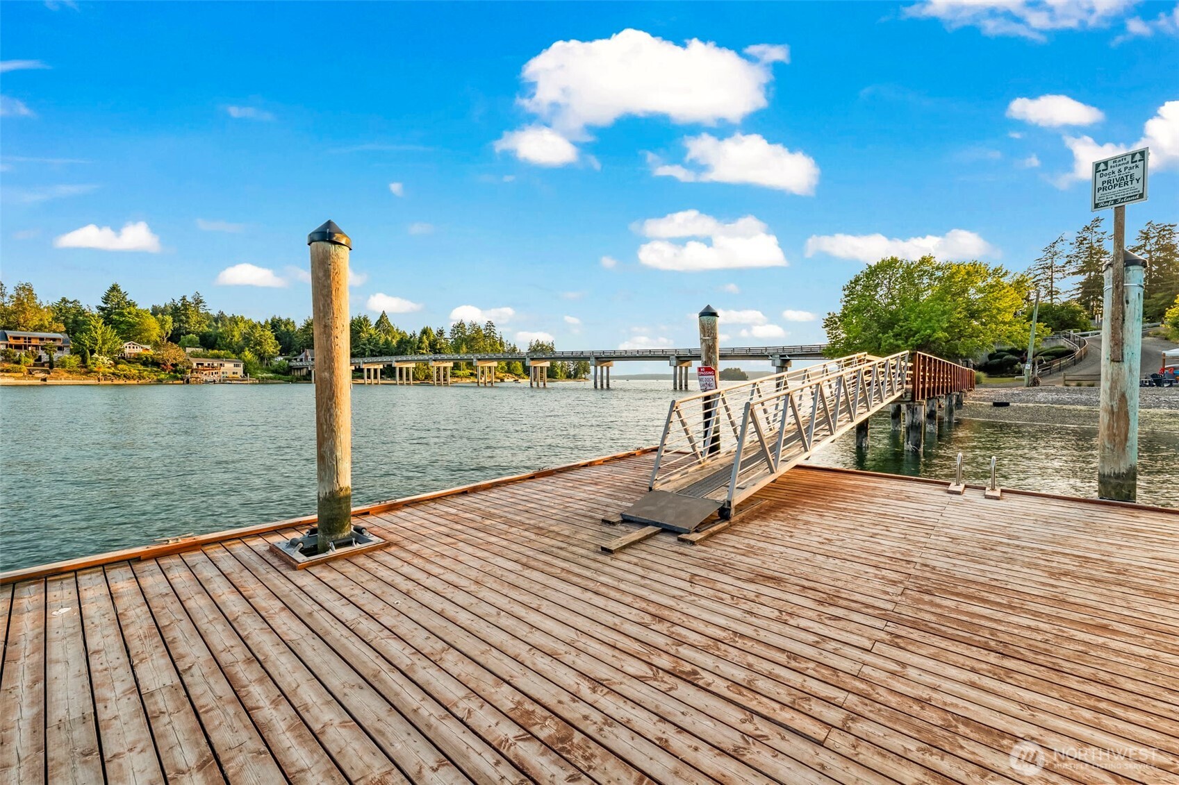 55 Raft Island Drive NW