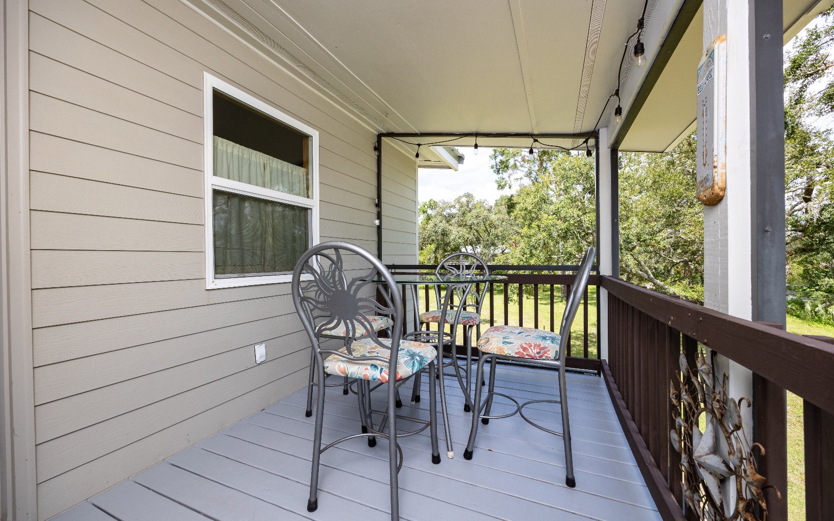 939 NW Banta Acres Rd