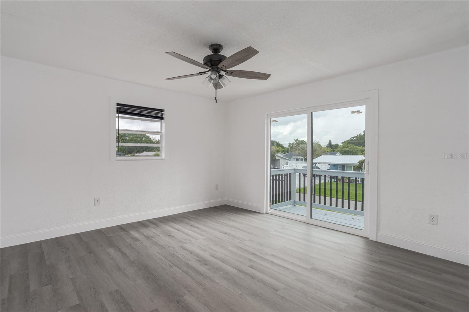 332 48th Street Court W