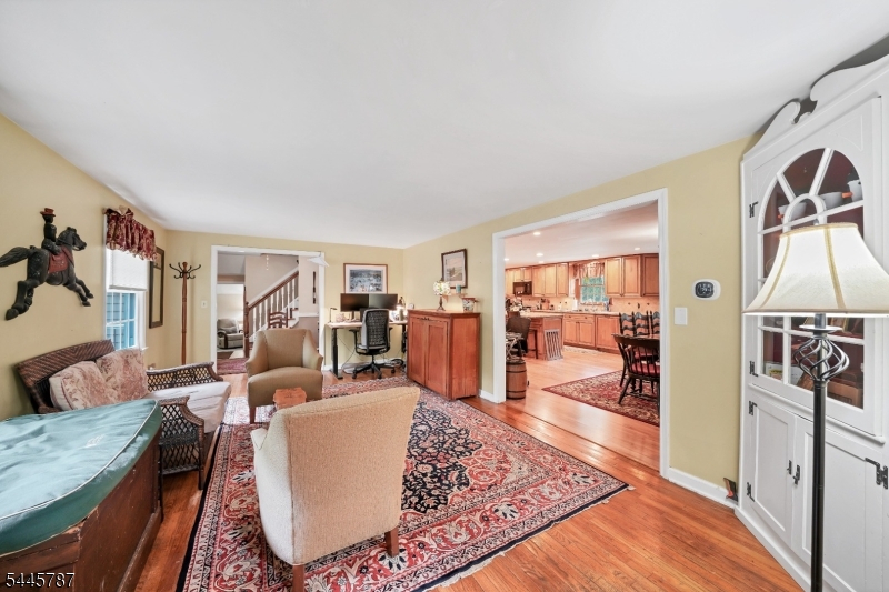 30 Dogwood Dr — photo 5 of 26