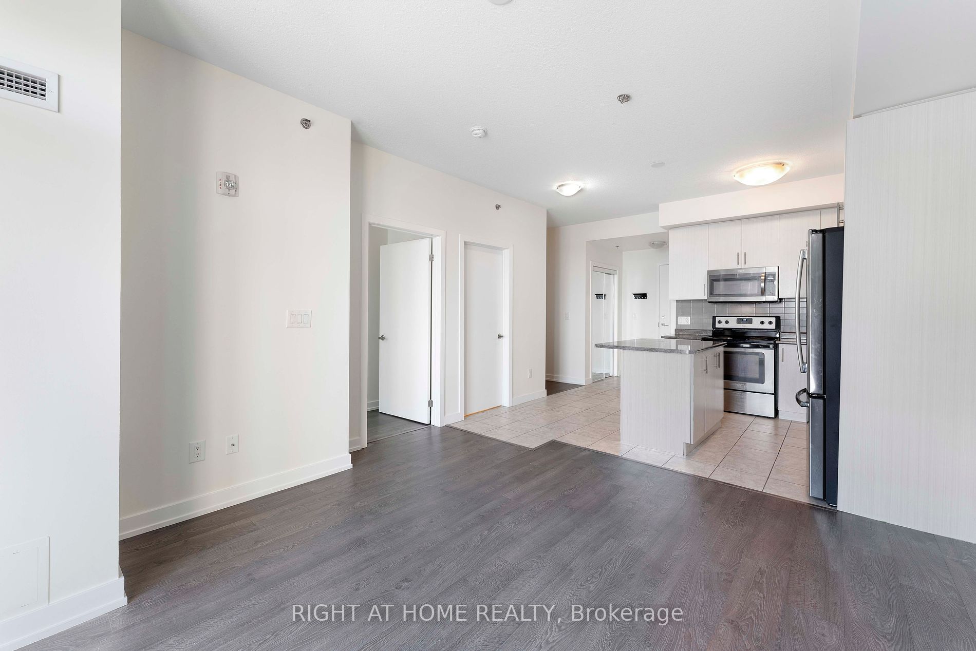 2486 Old Bronte Rd 418