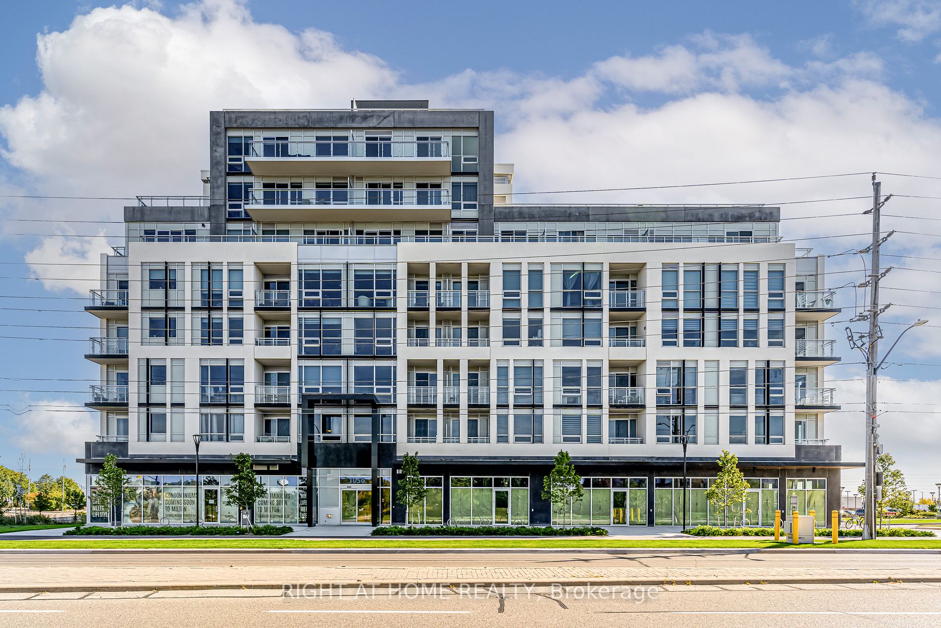 1050 E Main St 804