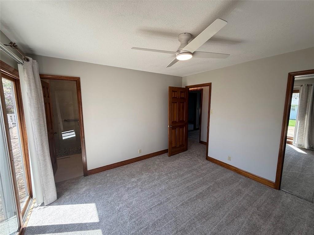 3707 NE 49th Terrace